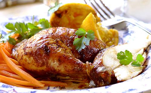 Пиле на фурна с портокали: пълнени, печени бедра, крила, филе