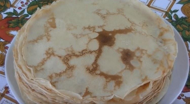 Ang pagluluto ng naturang pancake ay madali.