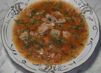 Ricetta passo-passo per la zuppa di polpette in una pentola a cottura lenta con foto