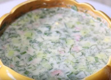 Recipe para sa masarap na okroshka sa isang mineral na tubig na may kulay-gatas at kefir 🥣