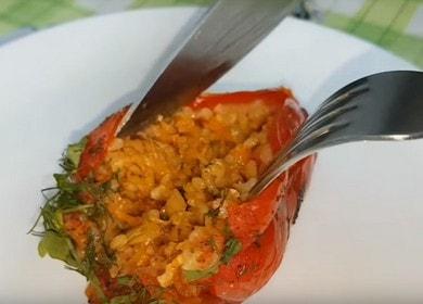 Cucinare peperoni ripieni magri secondo una ricetta passo dopo passo con una foto.