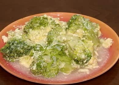 Broccoli con salsa cremosa - cuocere a fuoco lento