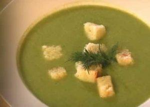 Zuppa di purea di broccoli e cavolfiore secondo una ricetta graduale con foto
