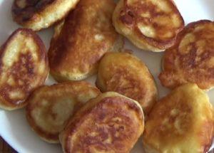 preparare fantastici pancake al kefir senza uova